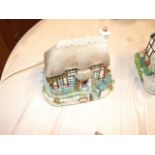2 Naturecraft Cottage Lamps & 2 Pottery Cottage Lamps ( the pottery 2 will need rewiring )