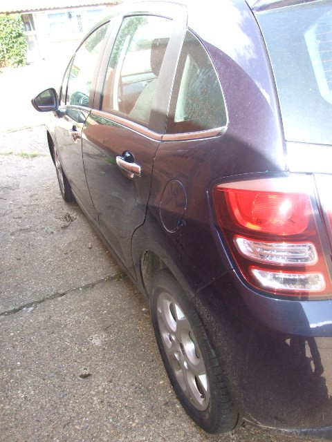 Citroen C3 Diesel ( manual ) 1560 cc Approx 38000 miles with 2 keys from deceased estate. V5 - Image 6 of 13