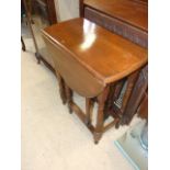 Small Oak Gateleg Table 23 inches wide