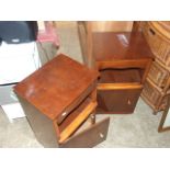 2 Bedside Cabinets & Cabinet