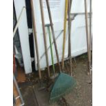 Job Lot Garden Tools ( house clearance )