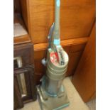 Dyson DC-01 ( house Clearance )