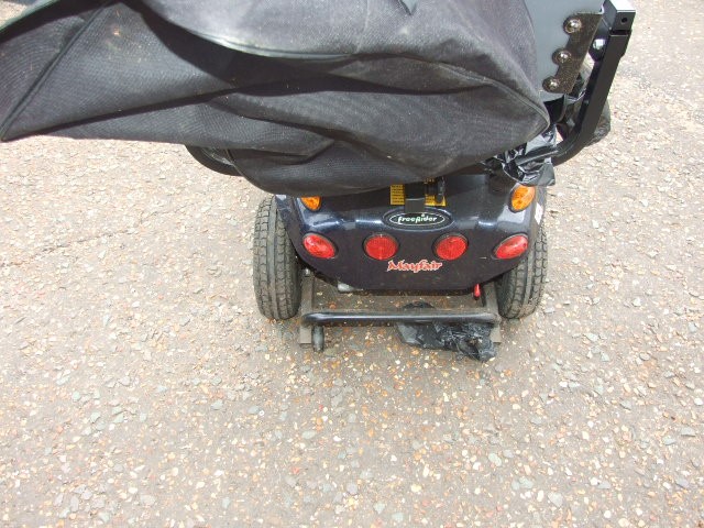 Mayfair Mobility Scooter ( house clearance ) - Image 3 of 4