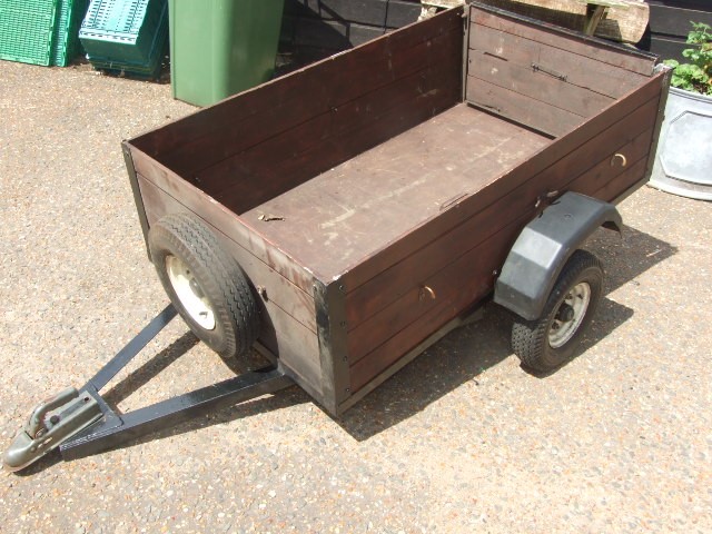 Car Trailer 5 ft x 3 ft with spare wheel & light board ( not in pictures )