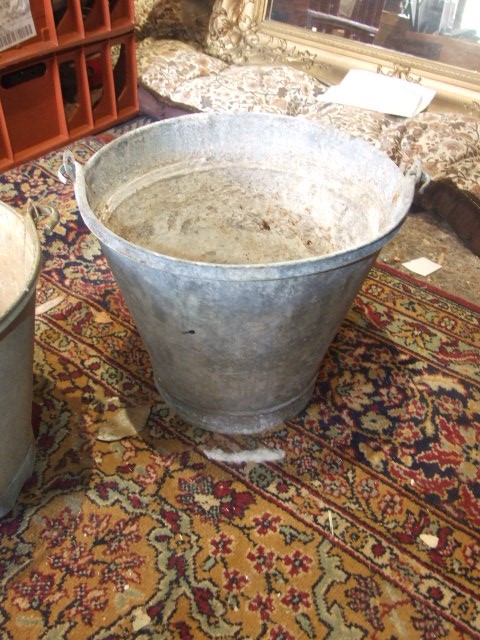 2 Vintage Galvanised Buckets - Image 3 of 3