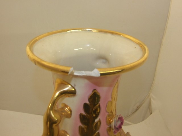 Large Decorative Vase 22 inches tall ( piece missing from top ) - Image 3 of 4