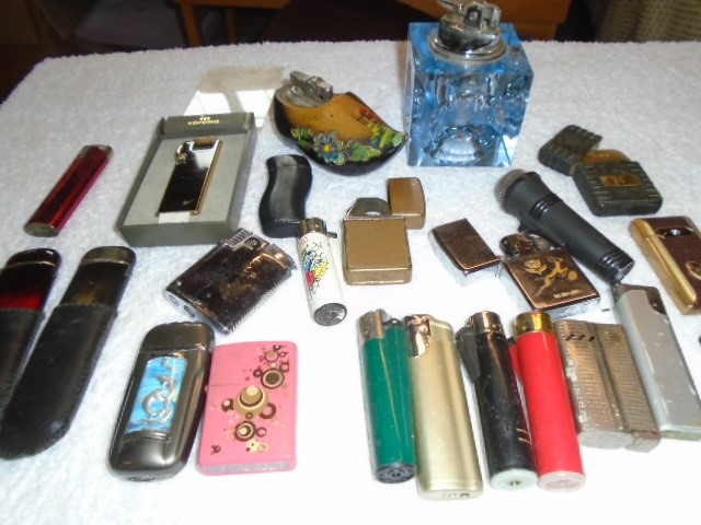 COLLECTION OF LIGHTERS SOME VINTAGE - Image 2 of 3