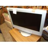 Sony Wega 27 inch TV with remote ( house clearance )