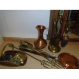 ASSORTMENT OF COPPER AND BRASS ITEMS