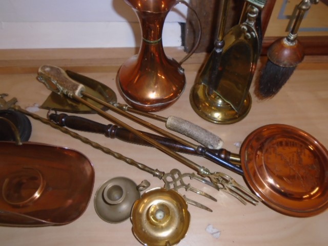 ASSORTMENT OF COPPER AND BRASS ITEMS - Image 2 of 2