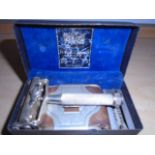 VINTAGE WILKINSON SWORD SHAVING SET