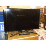 Samsung 32 inch TV with remote ( house clearance )