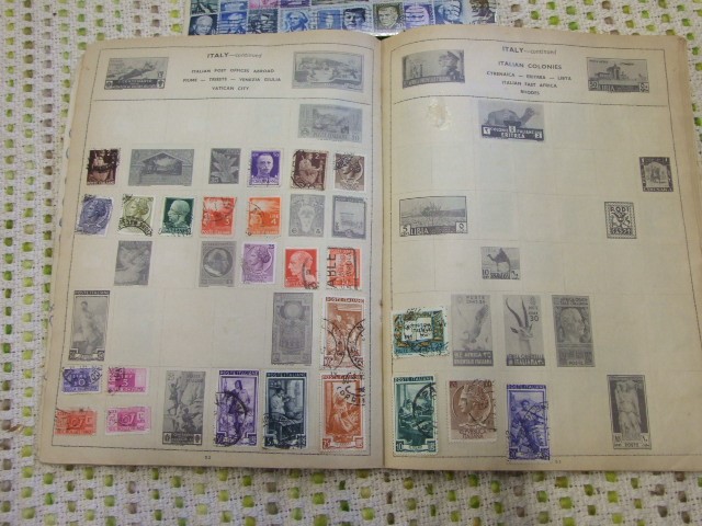 Stamp Album & few stamps from house clearance - Image 4 of 6