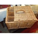 Wicker Picnic Basket with Bottle Holder 19 x 16 inches 10 tall