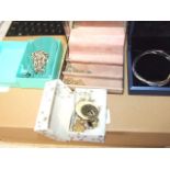 Assorted Jewellery