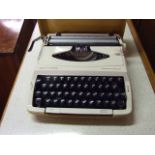 Smith Corona Corsair Deluxe Typewriter