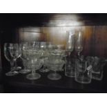 Box of sundry glassware to include sundae glasses, flutes and tumblers