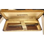 Goldplated Sheaffer fountain pen with 14ct nib in origional box