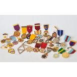 A collection of 25 various Masonic breast jewels.