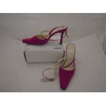 PAIR OF PEARCE FIONDA PINK SUEDE SHOES SIZE 5