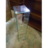 Small Green Apple Glass DVD Stand 80 x 17 cm