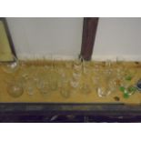 Mixed lot of glassware