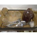 4 glass jelly moulds, large vintage brown enamel teapot and M&S kitchen utensils with rack