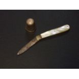 Silver Thimble & Fruit Knife with silver blade