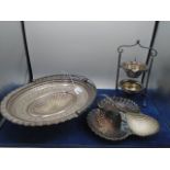 Oval plated fruit basket plus scalloped dish, rack and creamer etc