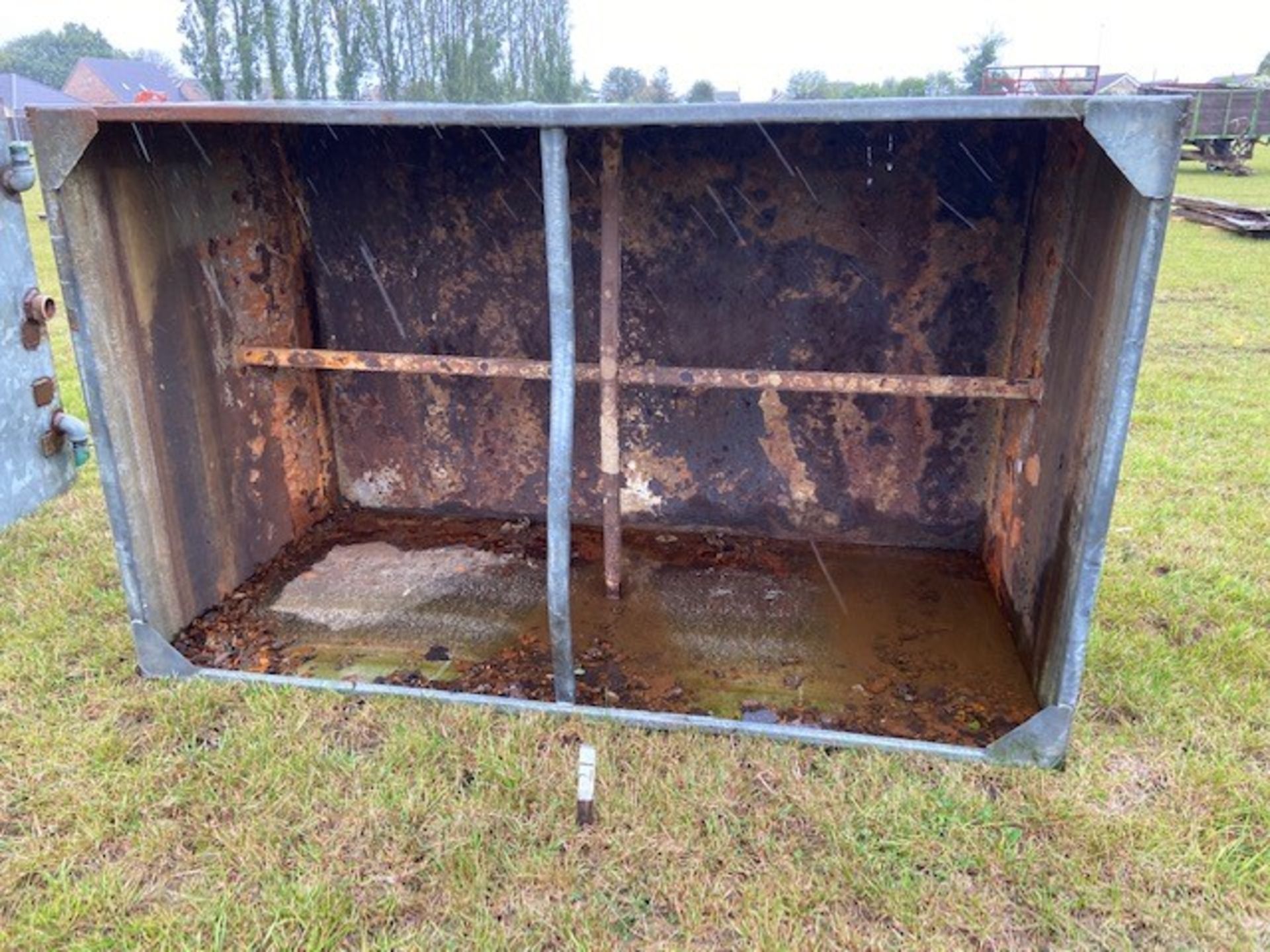 galvanised water tank - Image 2 of 2