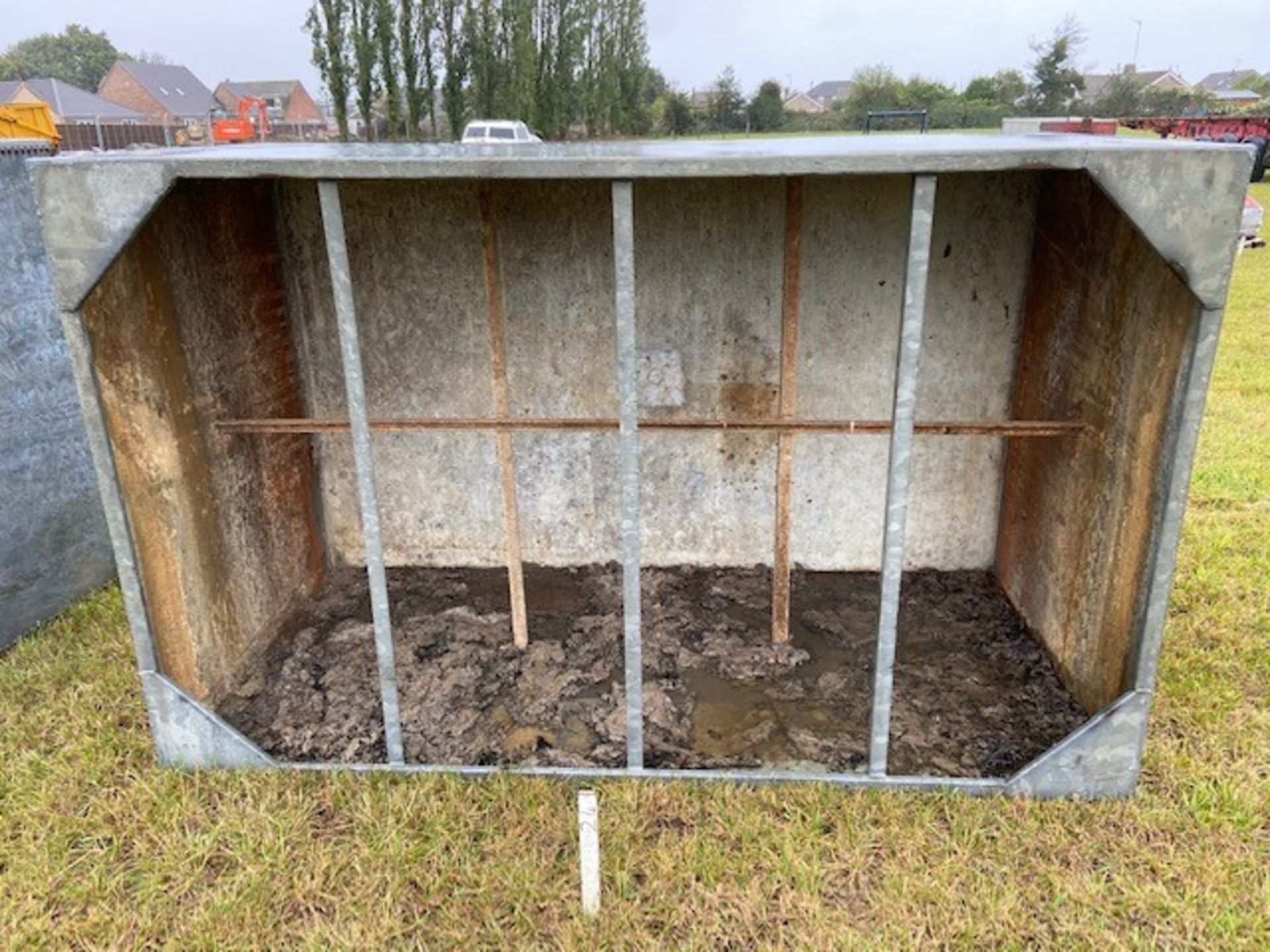 galvanised water tank - Image 2 of 2