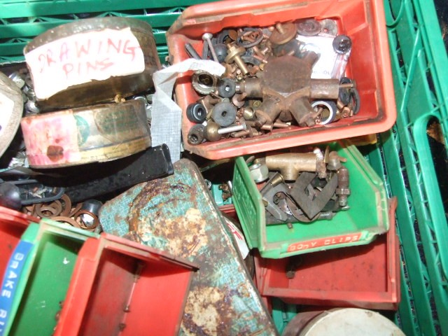 Crate of Assorted from workshop clearance ( crate not included ) - Image 4 of 6