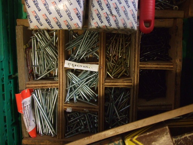 Crate of Screws etc ( crate not included ) - Image 3 of 4