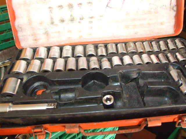 4 Part Socket Sets ( crate not included ) - Image 4 of 4