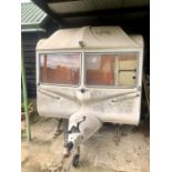 Classic Royale T125 Caravan