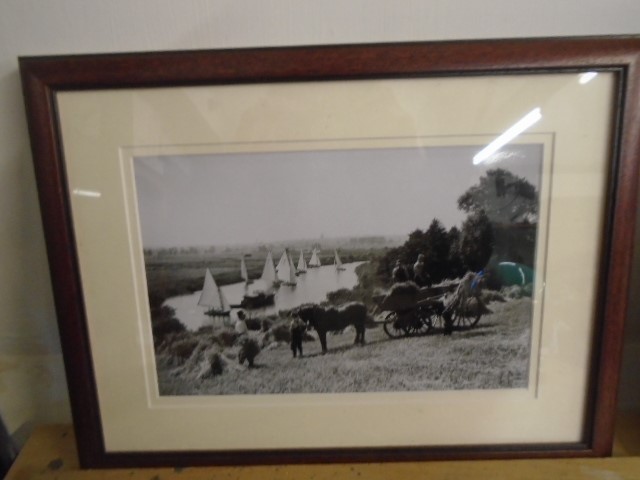 Framed photos of the River Yar and a Broadland scene (2) - Image 2 of 3