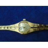 Ladies Avia dress watch with heart shaped dial (847172), gold plated in case