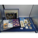 Box of mainly uncirculated and boxed coinage incl £2 coins, crowns etc
