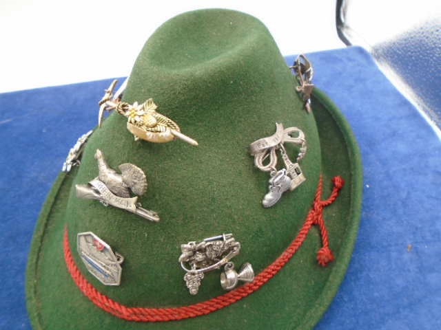 3 hats incl Dunn & Co trilby hat and alpine hat with 9 pin badges - Image 5 of 5