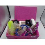 Mixed lot of costume jewellery etc