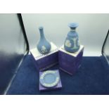 3 Boxed pieces of Wedgwood Jasperware