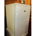 Zanussi Freezer with 3 Drawers ( house clearance )