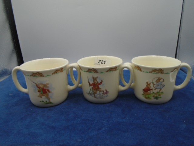 Royal Doulton Bunnykins China to incl christening plate, 2 bowls and 3 two-handled cups (6) - Image 4 of 8