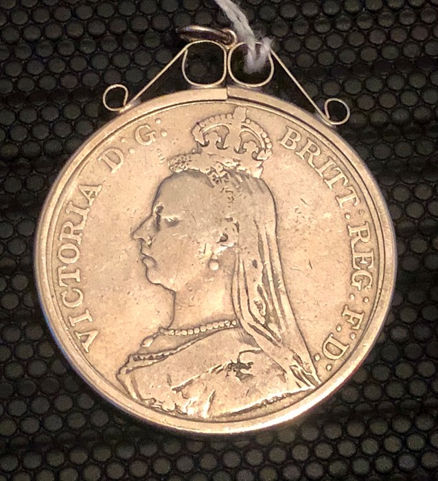 Silver Crown of Queen Victoria. Dated 1890 in silver pendant mount. This silver Crown features Queen - Image 2 of 3