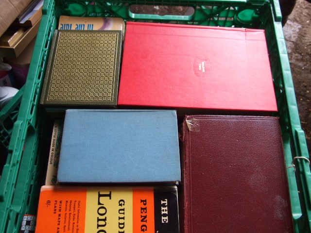 5 Crates of Books from House Clearance ( crates not included ) - Image 8 of 14