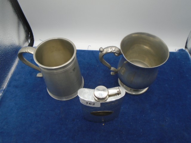 A silver plated tankard, engraved pewter tankard and a Westminster flask - Image 2 of 5