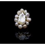 A good keshi pearl and 14ct yellow gold ring