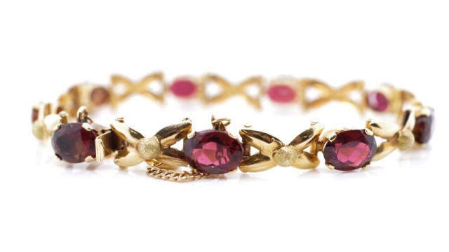 Tourmaline and 18ct yellow gold bracelet