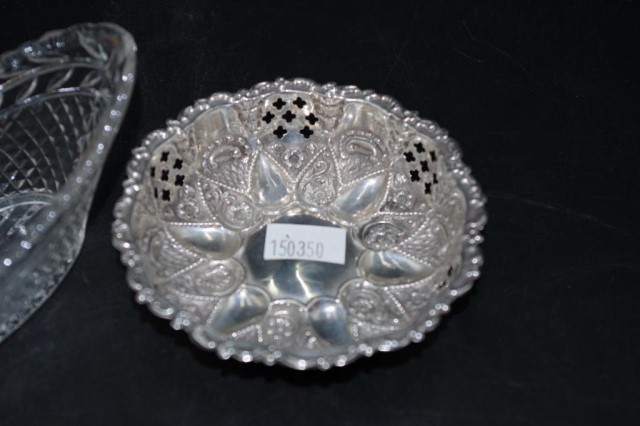 Edward VII sterling silver pierced dish - Image 3 of 4