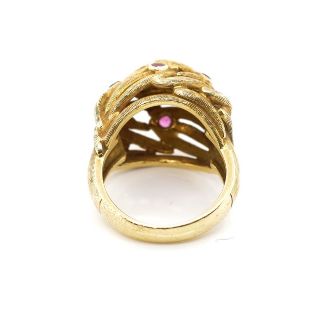 Ruby and 18ct yellow gold ring - Image 5 of 5